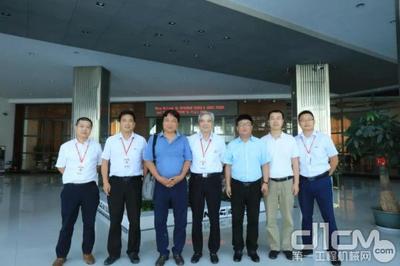 美巢集團(tuán)到訪南方路機(jī)，共商砂漿綠色智慧工廠藍(lán)圖